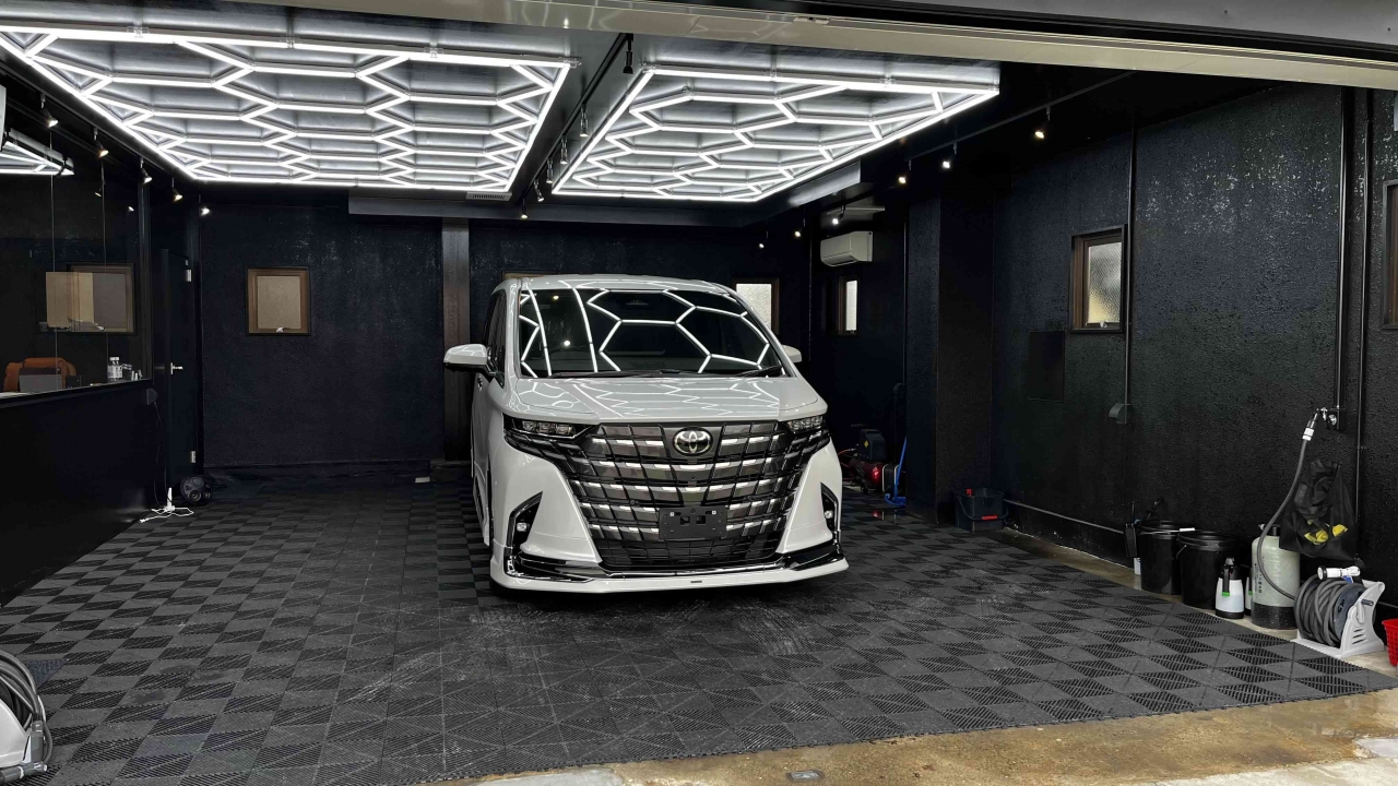 gLazeキーパープロショップ京田辺 株式会社LustroS